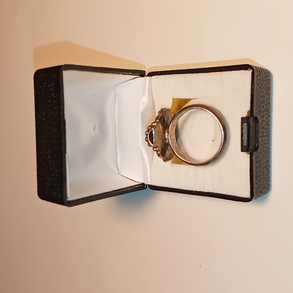 Sterling Silver Carnelian Ring - Picture 2 of 4